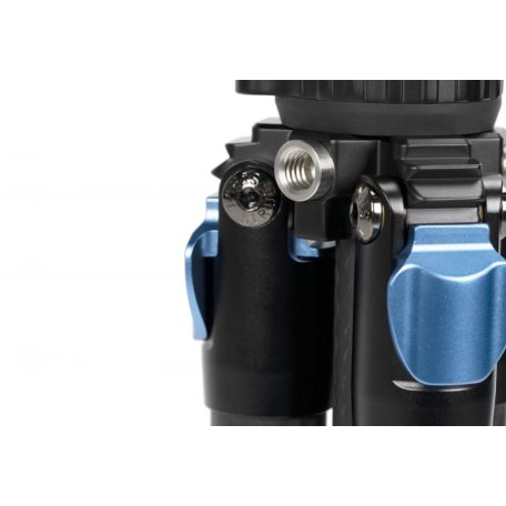 SIRUI ST-124 carbon tripod