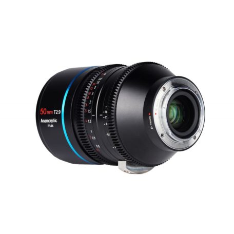 SIRUI Venus anamorf objektív készlet Leica L bajonettel és SIRUI ADP125X 1.25x anamorf adapterrel kemény tokban