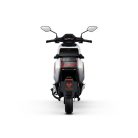 Elektromos robogó niu nqix 150 hátul