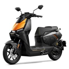 Elektromos robogó niu fqix 150 bal elöl