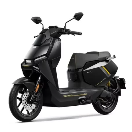 NIU FQiX 150 elektromos robogó 45km/h, fehér L1e-B