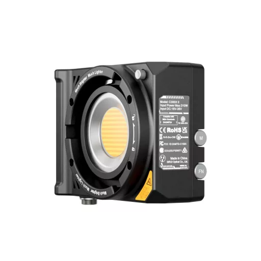 SIRUI C300X II 300W-os két színű (bi-color) LED stúdiólámpa reflektorral, markolattal, hordtáskával és mobilalkalmazásos vezérléssel.